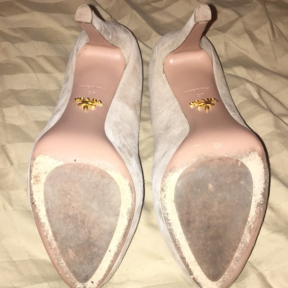 Prada Shoes - Picture 4 of 4